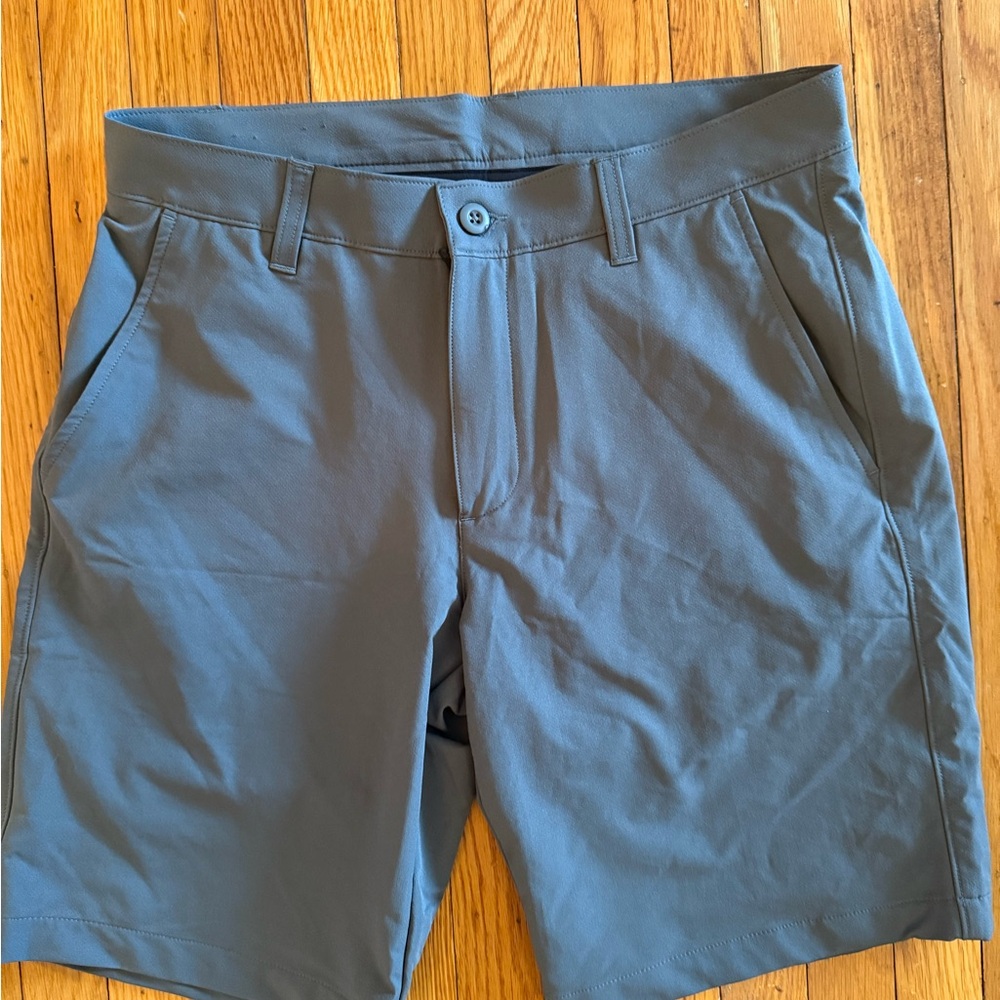 Men’s Under Armour Gray Shorts